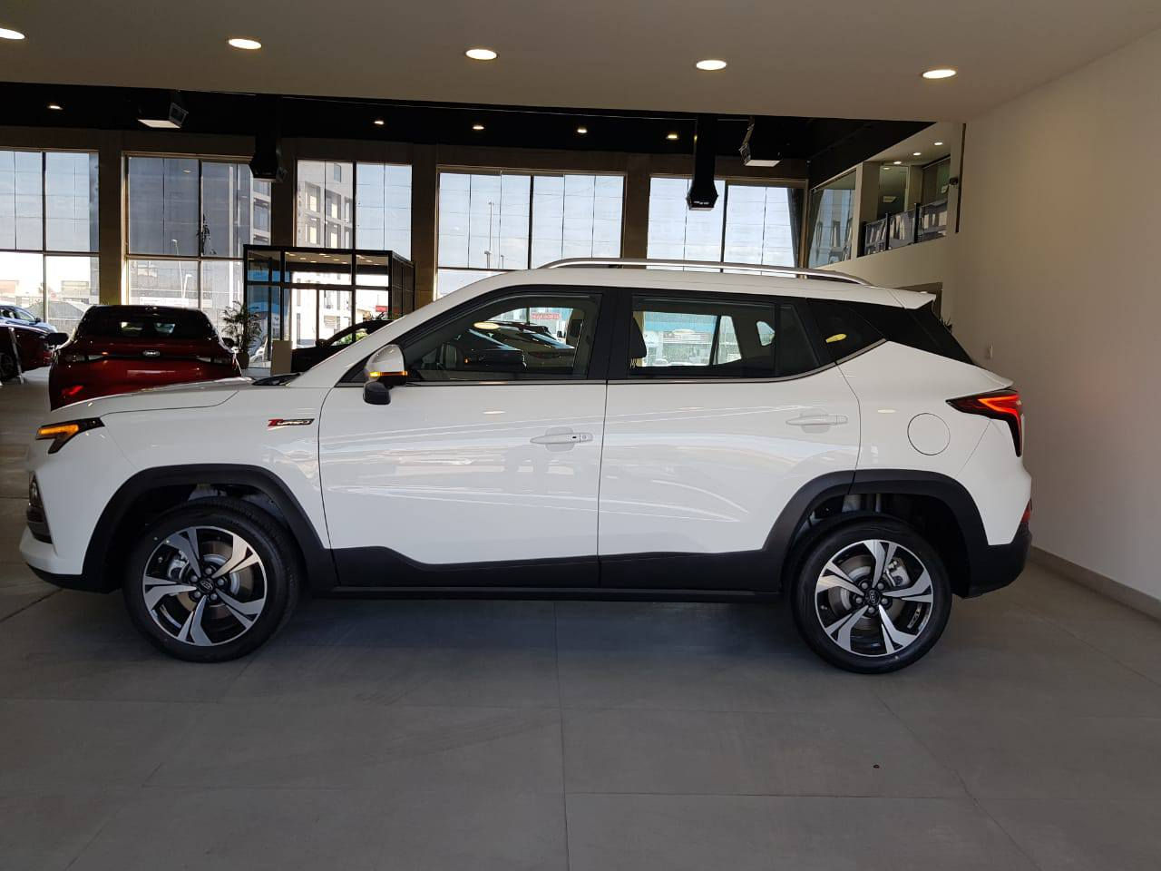 نرخی  120 وەرەقە 
JAC js4 2025
مەکینە 15 ی تۆربۆ 
160 هۆرس پاوەر 210 نیوتن/مەتر 
گێڕ cvt 6 نمرە . ئۆتۆ و سپۆرت 
لایت LED  ... بەگ لایت LED  ... ئاوێنە ئیشارەت و شەفت و کارەبایی ... كاميرا 360 پلە  ... راداری پێشەوە و تەنیشتەکان .... سەقف سلاید ... حەساسی پێشەوە و دواوە ...دەرگا بەسمە ... ئیشپێکردن بەسمە ... تەبرید لەمس ... شاشە ئەلکترۆنی ... کار پلەی ... گێچ ئەلکترۆنی ... هاند برێک بەسمە و ئۆتۆ ... ئۆتۆ هۆلد ... تەبرید مەرکەزی ... کوشن جلد و کارەبایی و هیتەر ... تەحدید سورعە ... سوکان ڤۆلیۆم ... خەتی جادە ... ویل کرۆم بیلادی حەجمی 17 ئینج ... ABS 
6 ئێرباگ
زۆر مواسەفاتی تر......
زەمانی 6 سال یاخود 200.000 کم 
(گێڕ، مەکینە، کارەباییات )
سێرڤسی خۆرایی بۆ ماوەی 2 ساڵ یاخود 40.000 کم 

نرخی 17.750.000  دینار لە ئێستادا...

بۆ زانیاری زیاتر پەیوەندی بکەن بە 
***********
*********** واتسئاپ 
***********
