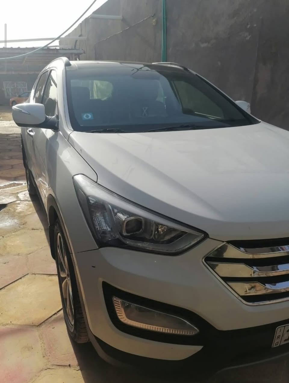 سلام عليكم سنتافي خليجي مديل 14 فول مواصفات محرك 6 سلندر رقم بغداد الجديد بسمه بيه تبديل باب الوره عكس السايق ماشيه 60 مكان السياره ديوانيه رقم صاحب السياره *********** غير متواجد عل فيس
