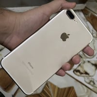 ايفون ٧ بلس • استعمال قليل • يحتاج تنظيف