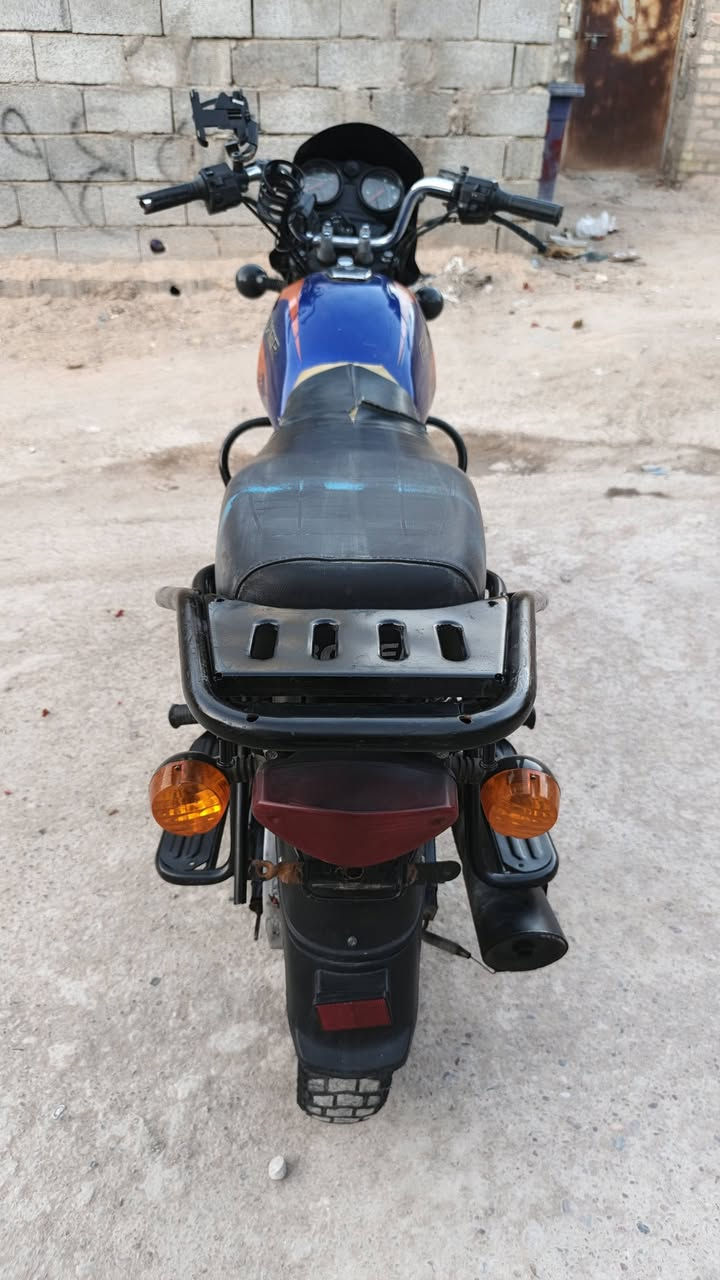 السلام عليكم بوكسر 22بدون اوراق تاخذها من باب لبيت ناعمه بدون تبخير جديده بس لسلف ميشتغل ب 800الف
 مكان الدوره البعيثه المجزره ***********
