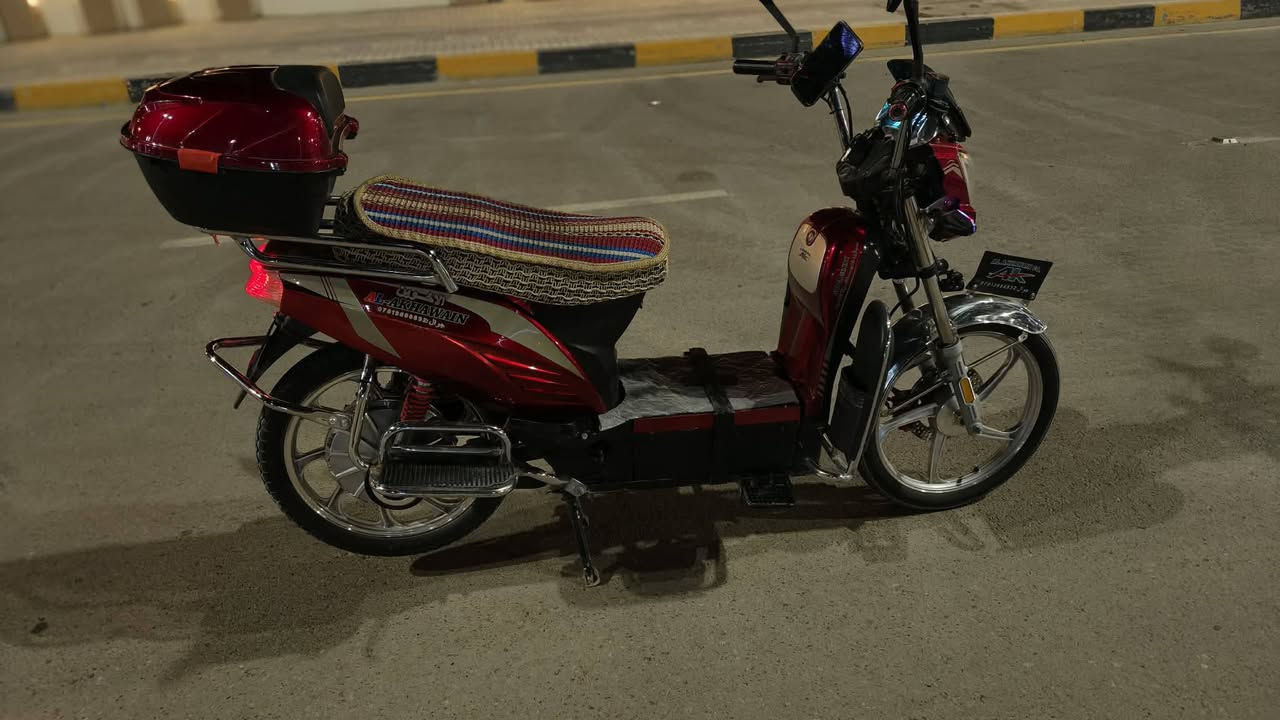 السلام عليكم
-للبيع او للمراوس 
-هارلي موديل 2025 شركه الاخوين 
-بطاريات عدد6 يقرن 10 ونص 
-دبل اشاره مثبت سرعه هور 
-لايت عالي  ابيض ناصي اصفر
-نشرات بك لايت  كله شغال
-بصمة تشغيل عن بعد +جهاز انذار🔇
-جنطه حجم كبير 
دراجه استخدام قليل ومماشي هواي
_السعر 600 وبيها مجال 
_العنوان الانبار الكرمه 
للأستفسار خاص او ***********
