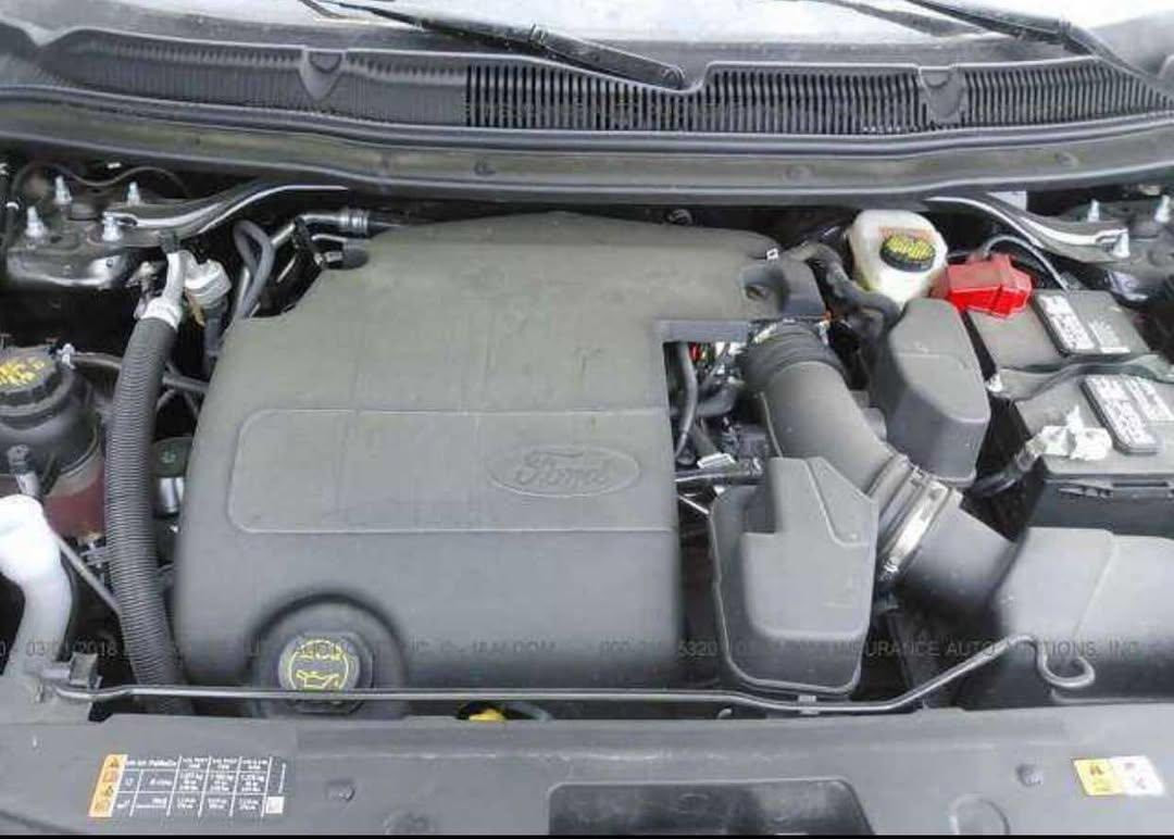 السلام عليكم للبيع فورد اكسبلور موديل 2017رقم دولي اربيل صور السيارة مرفقة مع صور الحادث مكان السيارة بغداد التاجي ***********
