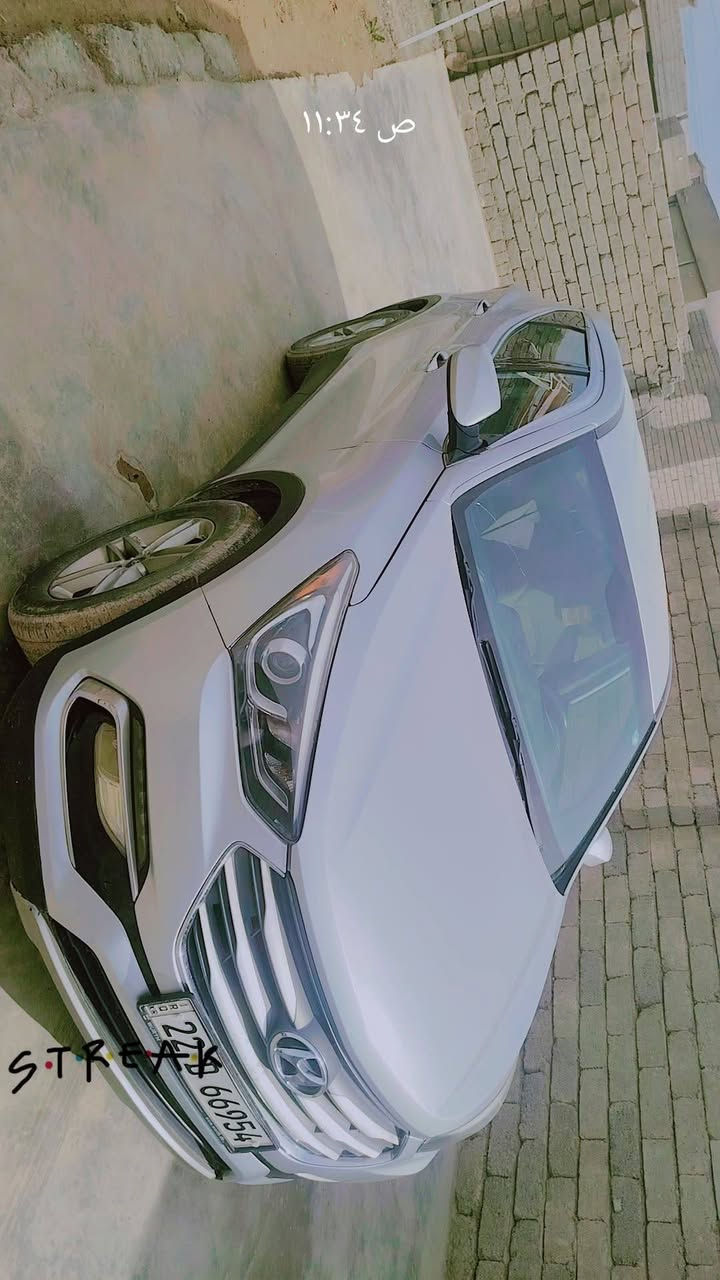 السلام عليكم::: 
سنتافيا 2018 للبيع وارد امريكي  ..يرهم مراوس حسب الغناعه....                                                                             رقم اربيل.... 
مواصفاتها... 
مكينه كير حداديه تبريد كله جديده ماشيه 120 
محرك 2400
داخل لونين تبريد قطعتين كاميرا تحكم 3 انظمه قياده اضافه الى مواصفات أخرى
السعر::140:::: وبي مجال 
للاستفسار 
***********
