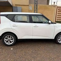 كيا سول موديل ٢٠٢٢  رقم بغداد بأسمي  ماشية ٤٣٠٠٠ حادث باب السائق مبدل ...