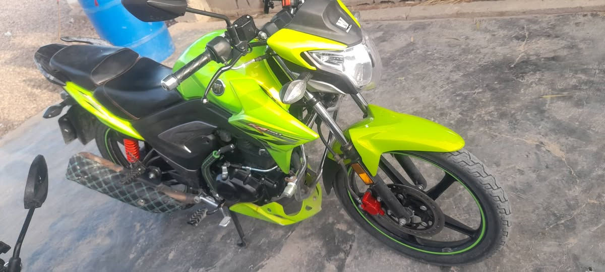 سلام عليكم هاوجي للبيع مسجل وكامل موديل 23نضيف حيل دراجة ماشالله نضيف حيل سعر ١٨ونص وبي مجال ***********
