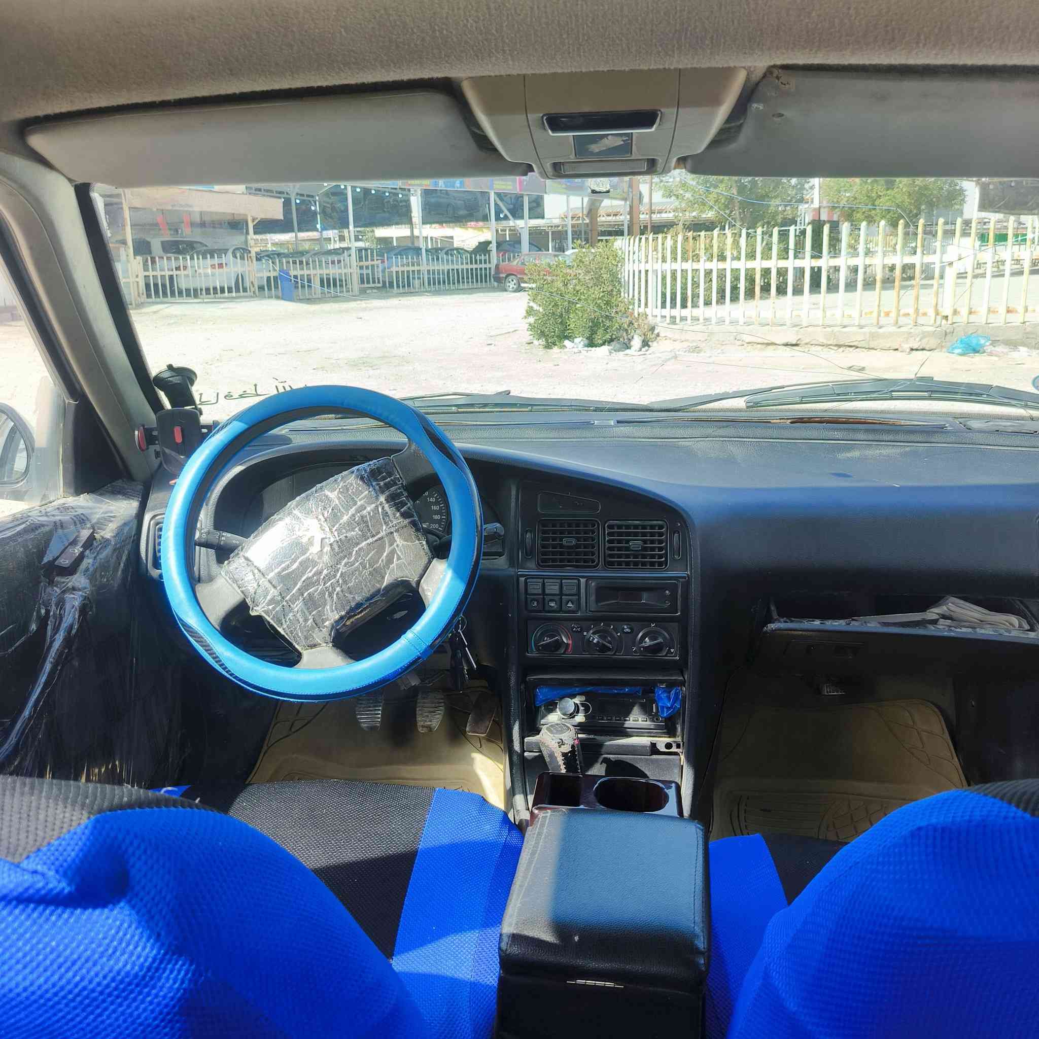 بيجو 405مديل10السياره جاهزه مكينه او كير او حداديه خير من الله دوشمه جديده تبريد شغال 
السياره حلوه اوبيع مستعجل السعر 30 سعر تكسي  جماعت الخمسه اوعشرين لاتراسلون 
للاتصال او واتساب 
***********
