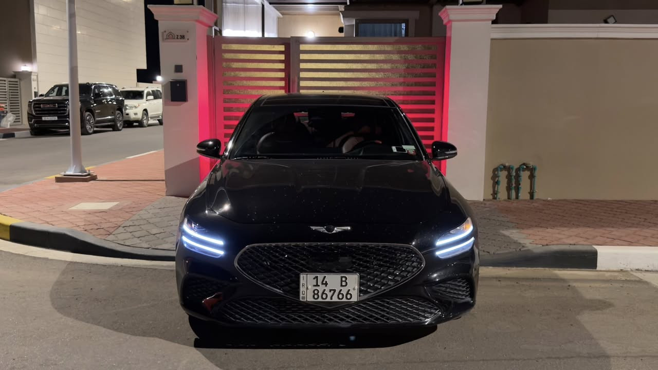 جينيسس G70
4 سلندر 2.0 تيربو
ماشيه فقط 27000 كيلو متر
اعلى مواصفات بال4 سلنر
فول عدا كاميرات 360
دواخل احمر
بانوراما
تدفئه وتبريد مقاعد
تدفئه ستيرن
مقاعد ميموري
رادارات 360 
توقف ذاتي
مري قلاب
مثبت سرعه وقيادة ذاتيه
تغيير صوت المحرك
كار بلاي واندرويد اوتو
نظام صوت ليكسيكون/هارمن كاردان 17 سماعه 
ويل اسود قياس 19
السياره مفوله مواصفات وعليها شوتة K&N

حادثها مبدل بيها بس دعاميه خلفيه وبارد قليل والحادث كلش تافه بدون ايرباك موجود برقم الشاصي او اذا تريد ادزلك بالخاص تفاصيل اكثر

رقمها بصرة بأسمي

***********
للاستفسار موجود على الواتساب
