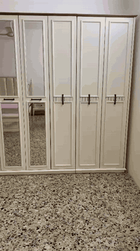 السلام عليكم
مكلف ب النشر غرفه نوم جديده مستعمله شهرين فقط غرفه حلوه وقويه وخشب وشغل درجه اولى الغرفه عشر قطع صيني الكنتور ثلاث خانات الخانه الرابعه مفصوله يعني تكدر اتخليهه ابغير مكان الغرفه جديده شخط مابيهه
السعر 2 مليون وبيها مجال
بغد الحريه _ دور نواب الضباط
للتفاصيل اكثر اتصل ع الرقم ***********
