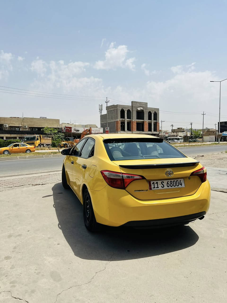 كورلا 2015 فئه L للبيع ضرر:جاملغ امامي وبونيد بدون دواخل
محرك جديد كير جديد مو سيفيتي بلادي تبريد جديد تخم تايرات جدد حداديه صدر امامي خلفي جديد سيارة كامله مكمله من كلشي غرامه مصفره نقابه مصفره سيارة باسمي ثاني يوم تحويل مشروع وطني 
سعر :128بيها مجال بسيط رقم موبايل :***********
