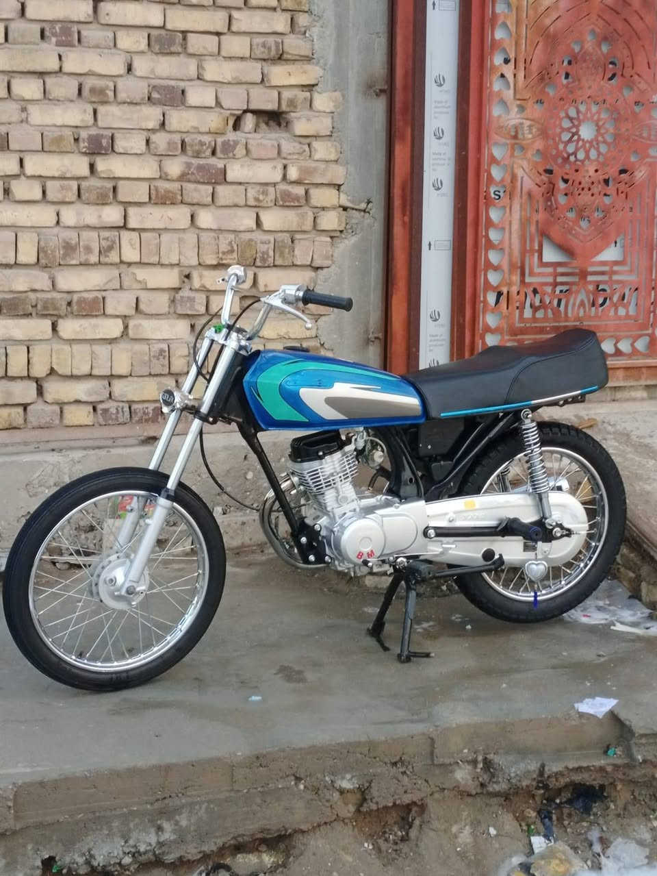 دراجة لبيع توهة معمره وسعر خاص وهذا رقمي متواجد علي ***********مستعجل علة بيعهة وشراي بي خير ويدلل ولموشراي خل يطلع كبل👍👋
