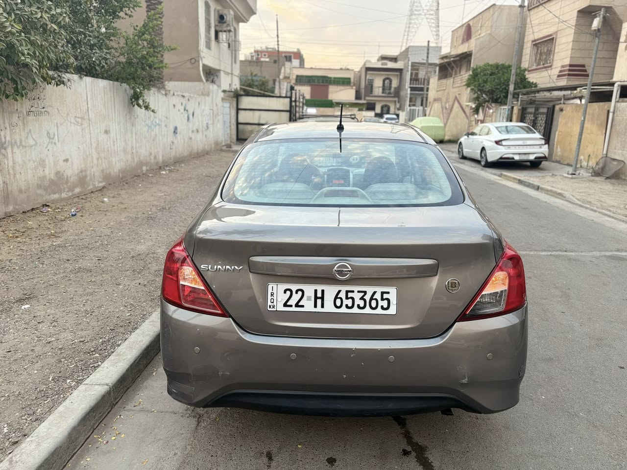 نيسان سني موديل 2019 للبيع
مكينة كير خير من الله ماشية 100 الف
صدر تايرات تبريد ادامة كاملة 
مكان السيارة بغداد/ حي العامل
السعر 95 وبيها مجال
السونار ويه الصور
للاستفسار:-
***********
