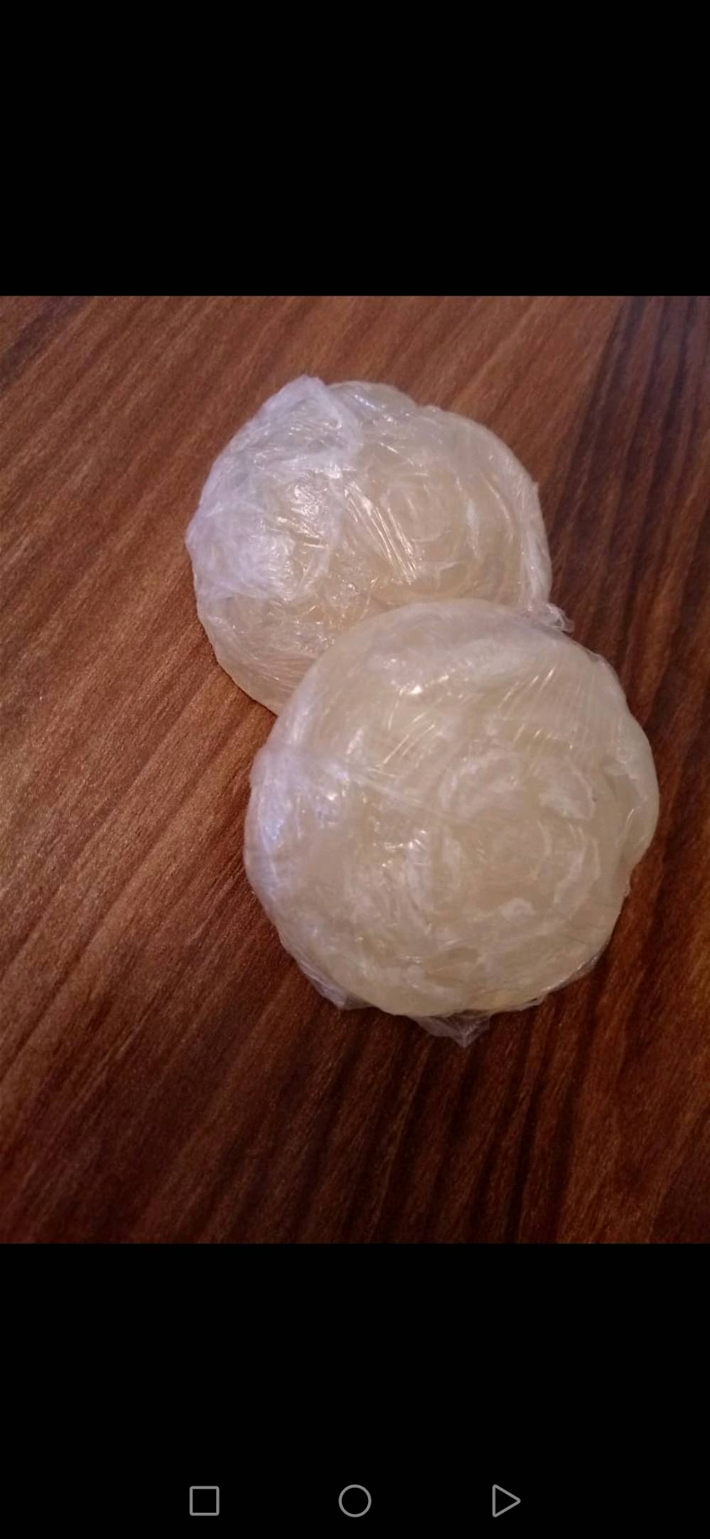 صابون الكلىسرين وصابون الخيار ب2000 الصابونة 