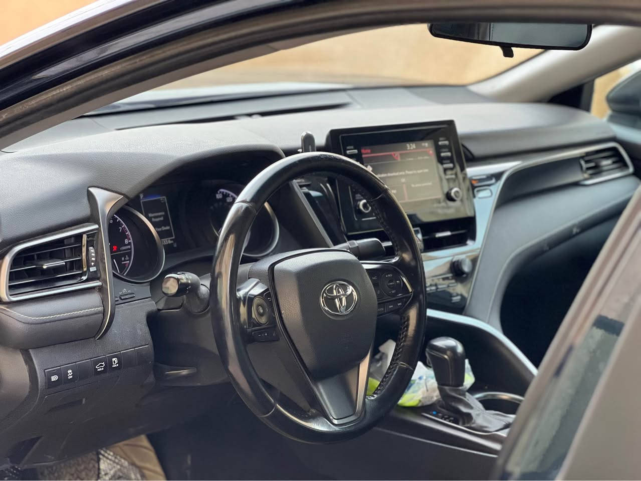 كامري 2021 رقم بصرة معوقين 
وارد أمريكي بيها جاملق امامي وباب تبديل بدون صبغ 
السياره جديده أستخدام شخصي ماشيه 70 السياره جديده بمعنى الكلمه كير مكينه حداده تبريد كله مكفول السعر 138 مكاني البصرة 
*********** Singapore
