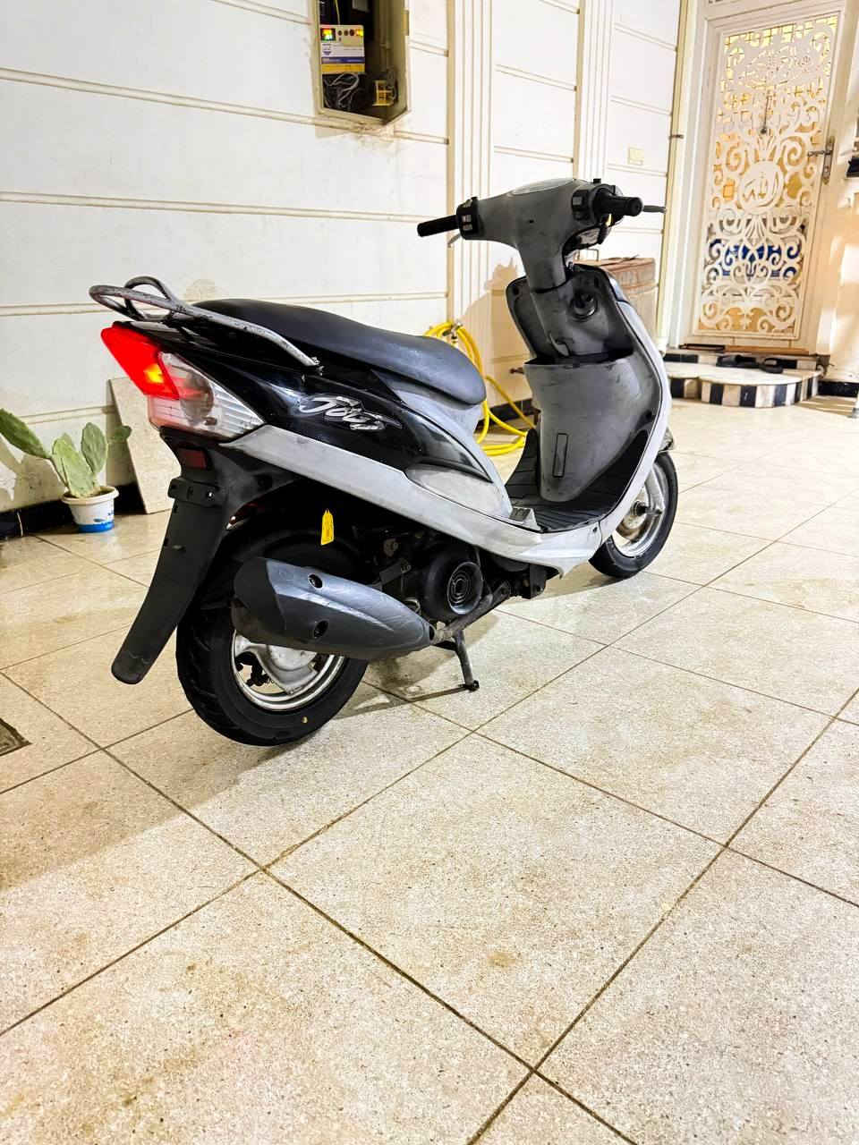 السلام عليكم🙋🏻

ماطور. للبيع.  ماكس منغولي نضافه فول شوفت عينك برغي ما مفتوح بيه كهربائيات شغاله كله شلعه ومعدل شرط مكينه ما مفتوحه كفاله صارله 27 من نازله حاويه عله ايدي المكان دوانيه شارع الوكفه السعر خاص او اتصال
واتساب.             (***********)
