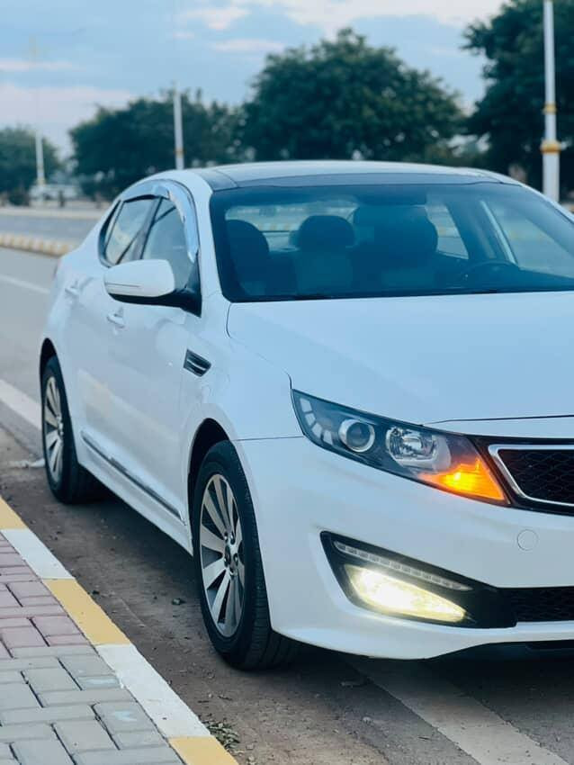 السلام عليكم سياره اوبتما للبيع خليجي مفوله فول واحد على واحد مكينه ٢٤٠٠حداديه١٠٠#١٠٠ تايرات نضيفه كلش تبريد قطعتين السياره كلش حلوه ونضيفه السعر ١٢٧ رقمي ***********
