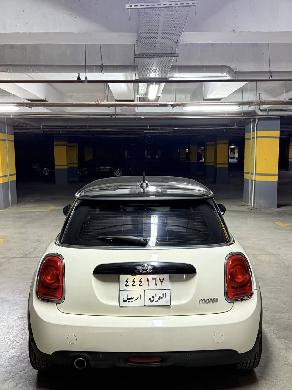 ✅Mini cupr 2016
سيارة فول مواصفات بدون بانوراما بصمة كشن جلد لايت ليد تحديد سرعة محرك ١.٦ توربو اقتصادى 

٣قطع صبغ بدون ارباك كير محرك كهربائى  بشرط 

سعر ٩٣  ورقة مكان سيارة اربيل ***********_***********
