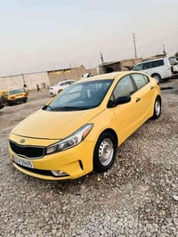 فورتي 2018 سياره بيه قطعتين مبدل جاملغ الي كتر سايق وبنيد ولباقي كفاله...