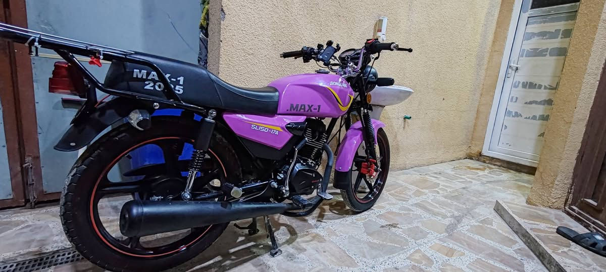 دراجة سونك ماكس1 موديل ٢٠٢٥ اوراق سكنر بعدهي جديده ما ماشيه اريد مراوس بدراجه مرقمه
***********
