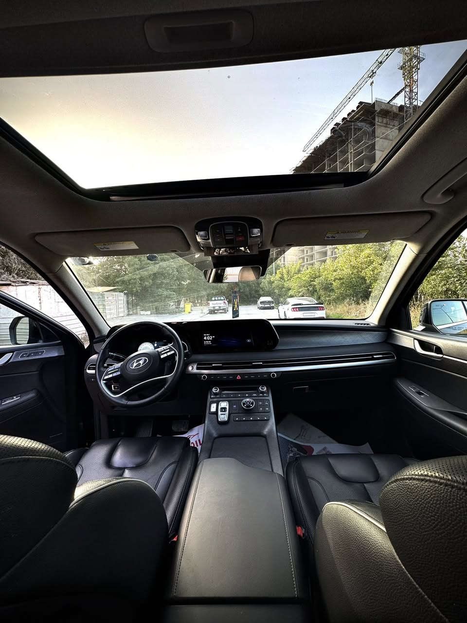 للبيع
هونداي بلسايد /وارد امريكي
موديل 2023 
مواصفات سيارة
2- كشنات تدفئه تبريد امامي خلفي
3- كشنات جلد اسود
7 -4 راكب vip منفصل
5- كشنات خزن كهربائي
6- نظام صوت متكامل
7- ستيرن تدفئه + هزاز ستيرن
8- شفتات ستيرن مع تحكمات كاملة
9-خمسة كامرات 360 درجة
10- كامرة دواره
11-لايتات زنون
12- لد خلفي
13-اشارة بالمري
14- بصمة
15- بصمة ابواب
16-سايد بريك كهربائيّ
18- صندوق كهربائي ( بصمة )
18-نظام المنحدرات
19- بردات خلفي
20- محرك 6 سلندر 3.8L
21-تشغيل عن بعد و دخول ذكي
22-اوتو هولد +اوتو ستوب
23- توقف ذاكي
24- مثبت سرعة مع مثبت مسارات
25- تحديد مسارات متكامل
26-رادارات امامي خلفي جانبي
27- حساسات امامي خلفي جانبي
28-شحن وايرليس لجميع المقاعد الامامية والخلفية
29-التبريد مركزي 3 قطع
لاستفسار تصال علا هاذا الرقم(***********
حادث السيارة بارد فقط بنيد وجمالغ
