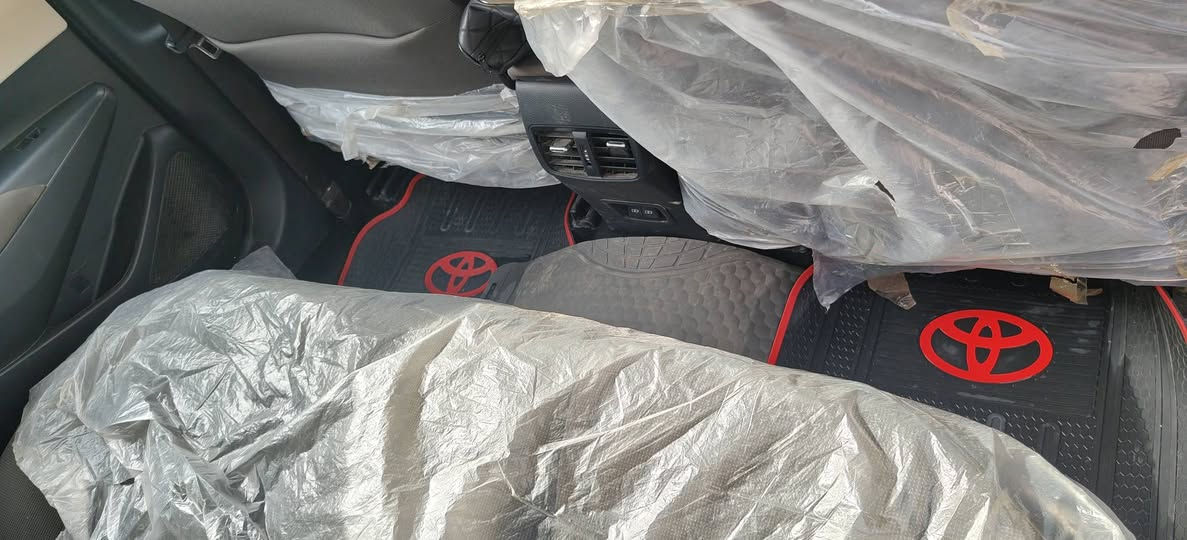 كورلا 2023 فول 1/1 بصمة وفتحه
مرقم اربيل خليجي مكفوله
رقم صاحب سيارة ***********

‏‪0783 815 3387‬‏
🟩 السعر  _ 178 وبيها مجال للشراي
مكاني صلاح الدين بيجي/ تكريت

عداد الكيلو 60 الف قابل للزيادة
#مواصفات
 مفتاح التشغيل بصمه 
 بصمة ابواب دخول ذكي
حجم  المحرك  1800 VVT-i
 تبريد قطعتين 
 شاشه تدعم نظام لأندرويد والايفون
 كامره خلفيه 
 حساس امامي خلفي 
 مانع تزحلق
 نظام قياده sport  _eco
 دبل ايرباك 
شاشه الدشبول ديجيتل جديده
 شاشة التبريد بيانو 
 لد لايت 
 اشاير بالمري 
مري طي كهربائي
 المرايا الداخليه عاكسه للضوء
 5ويل كب حجم
ط نظام ABS
 مخرج طاقه 12v/120w
 مدخل USBامامي
 مدخل USB مدخل type_cخلفي
 دشبول ومقود حياكه يدويه
 4 جام كهرباءAuto
 
شاشة ديجيتال
ملحقات_السياره

اسعافات اوليه
مثلث تحذير 
مقياس ضغط الإطارات
هوك سحب عدد2
بصمه
سبير نوع ويل كب
جك+عدة جك
كتيب ضمان وصيانه
رقم صاحب سيارة ***********
‏‪0783 815 3387‬‏ بيجي, صلاح الدين
