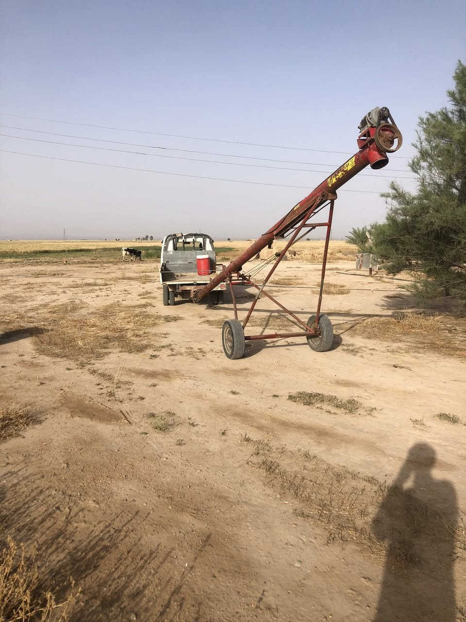 السلام عليكم يوجد برينه تحميل حنطه 
عرض خاص للفلاح لان متضرر من وره الخطه 
الطن تحميل 4500 اربعه ونص هي والعمال 
انته بس اتصل اجيك للمكان 
متواجدين 24 ساعه 
للتصال ***********
