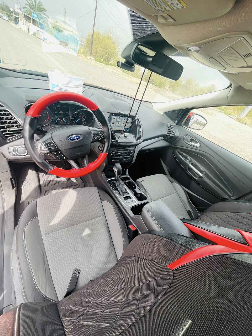 السلام عليكم 
فورد سكيب
٢٠١٩
١٥٠٠ تيربو 
رقم أربيل ***********
