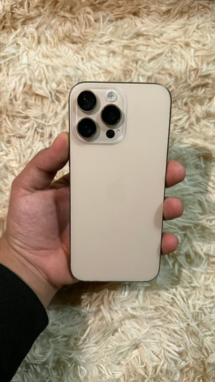 للبيع ايفون 16 Pro max برو ماكس ذاكرة 256 بطارية  95 دورات الشحن 291 جهاز نضيف لووك مفتوح مبدل فقط شاشة اصليه وكالة سعر الجهاز 890 الف وبي مجال بسيط


**إذا كنت صاحب هذا الإعلان وتريد حذفه لأي سبب، رجاءا أرسل رسالة إلى الدعم الفني**