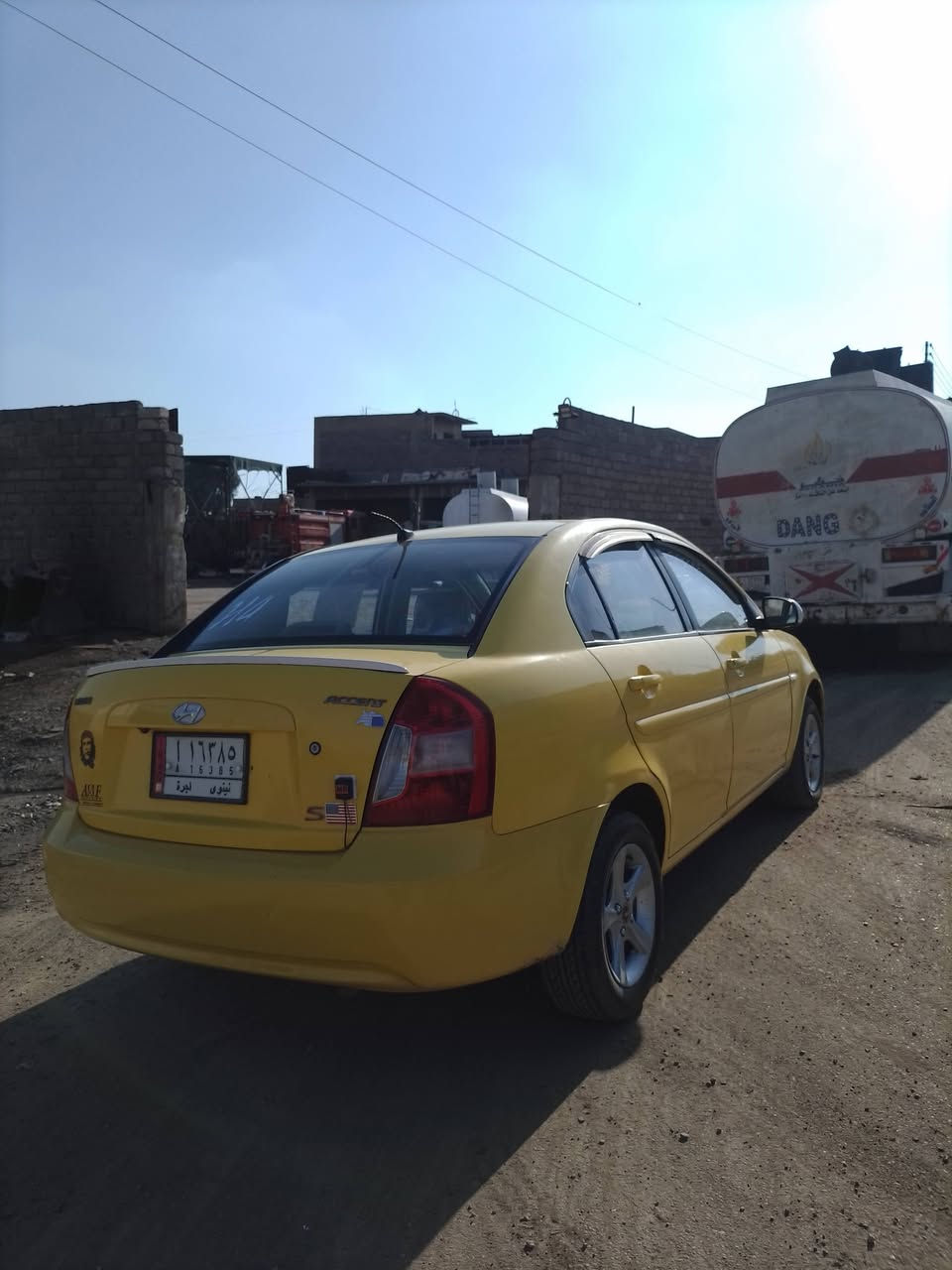 موديل 2011
وارد كوري
رقم نينوى ألمانيا
هيا غرامه صفرر
كير محرك شرط
بدون ضرار فقط بوند مبدل
كابون بانزين بيها 
فول توماتيك 
تبريد ثلاج 

السعر 105
و بيها مجال
 
***********
