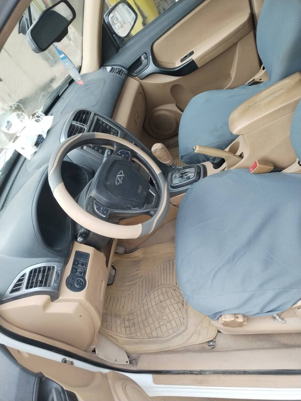 سيارة تيكو ٢٠١٣ محرك ١٨٠٠ رقم ألماني كير محرك مكفول تبريد تدفئه كشنات جلد تدفئة كشنات سعرها ٥٠ قفل *********** المكان بابل
