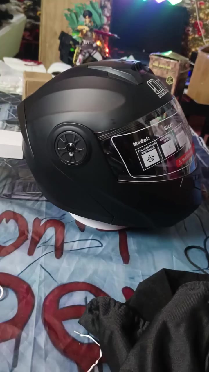 خوذه دراجات مال امزون فج متحرك لون اسود يوجد توصل كل العراق 5 الف
***********
