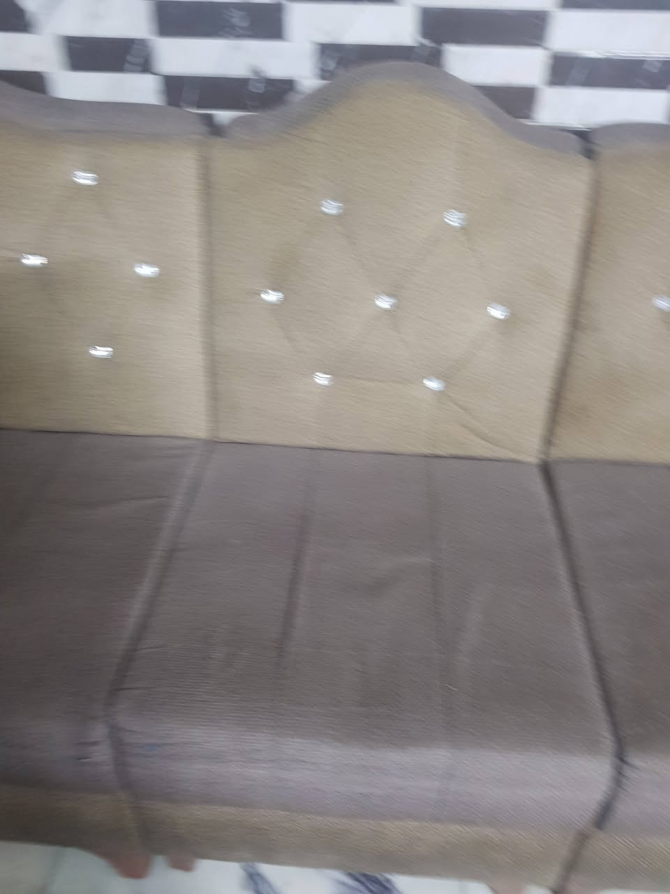 تخم ديوان سبع امتار اخو الجديد خشب بلوك ثكيل سعره ب٤٥٠ وبيه مجال بسيط مكاني البنوك الي يستفسر على الخاص


**إذا كنت صاحب هذا الإعلان وتريد حذفه لأي سبب، رجاءا أرسل رسالة إلى الدعم الفني**