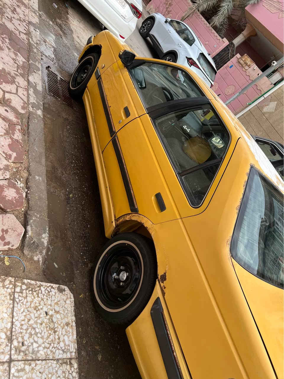 سلام عليكم بيجو بارص مديل 13 راعيه مااندله كوم حديد اتكفل سرقه فقط مكان السياره بصره 
رقمي *********** البصرة, العراق
