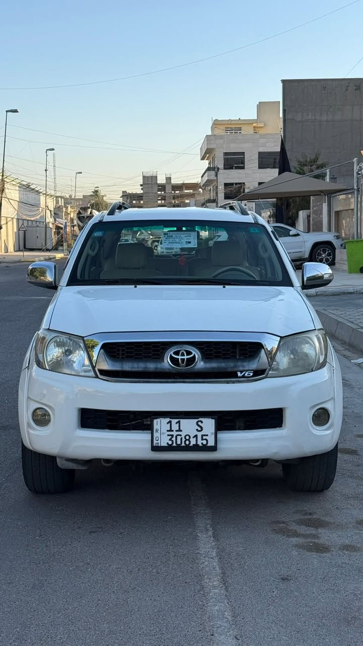السلام عليكم
تيوتا فورچنر موديل 2008 وارد خليجي
محرك V6 سلندر  7 راكب  قطعتين تبريد داخل بيجي وصاج ملكي .حداديه خير من الله تبريد ثلج 
السيارة جاهزة من كل النواحي ماتصرف عليها
بيها قطع صبغ ابيع عام  حته ماتعبني واتعبك 
رقم بغداد باسمي  تحويل شوكت ميعجبك
مكان السيارة بغداد ، السعر 105$وبيها مجال بسيط،  الاتصال على الرقم ***********
