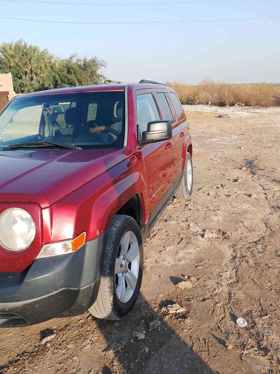 السلام عليكم سياره جيب باتريوت للبيع او امراوس موديل 2016 حداديه جديده تخم تاير جديد حادث جاملغ امامي فقط مكينه 4 سلندر رقم السياره كربلاء مكان السياره الشطره السعر 110 وبيهة مجال رقم ***********
