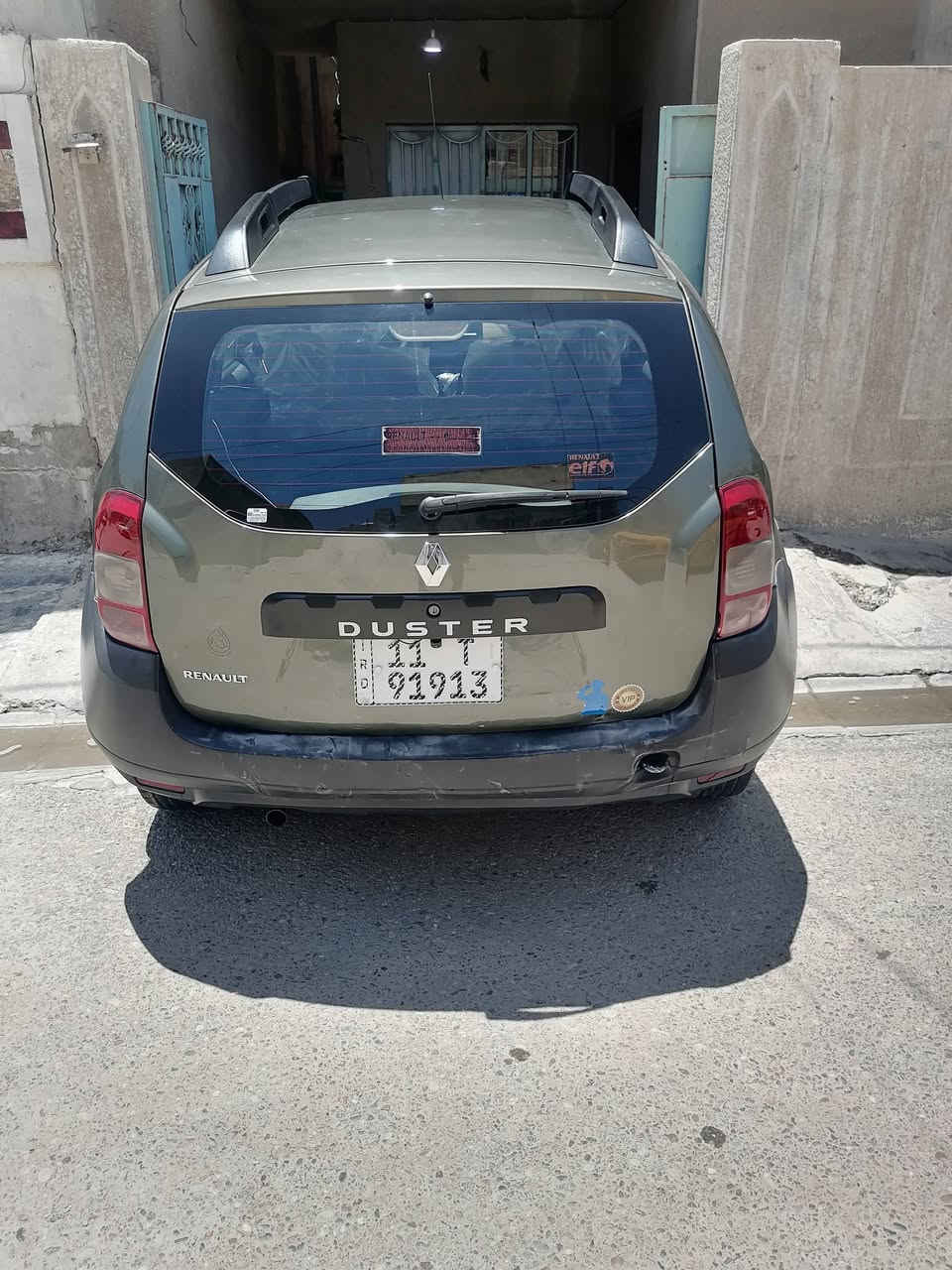 السلام عليكم ورحمة الله وبركاته
رينو داستر للبيع فقط
موديل ٢٠١٦ اللون زيتوني مميز رقم جديد سنوية جديدة وهزة وملسق كلة جديد وباسمي شخصيا
مكينة ٢٠٠٠ الجبيرة مو الزغيرة الجبيرة ٢٠٠٠ وكير ميكانيك يخبلن تبريد ثلج صدر كلة جديد مصار ٣ اشهر من بدلتة كامل فقط لاستيك رباط نقص تخم تاير جواهة  السيارة لا ضربة ولا صبغ ولا تبديل ولا شي فقط اقل الشبر يم الرقم بيهة بارد فقط هذا بيهة شاشة فول الزغيرة كامرا دوارة حساس كاعية جلد داخلهة بعدة وكالة السعر ٧٥ وبيهة مجال حق الجية مكان السيارة بغداد الأمين الثانية حيدر ***********
