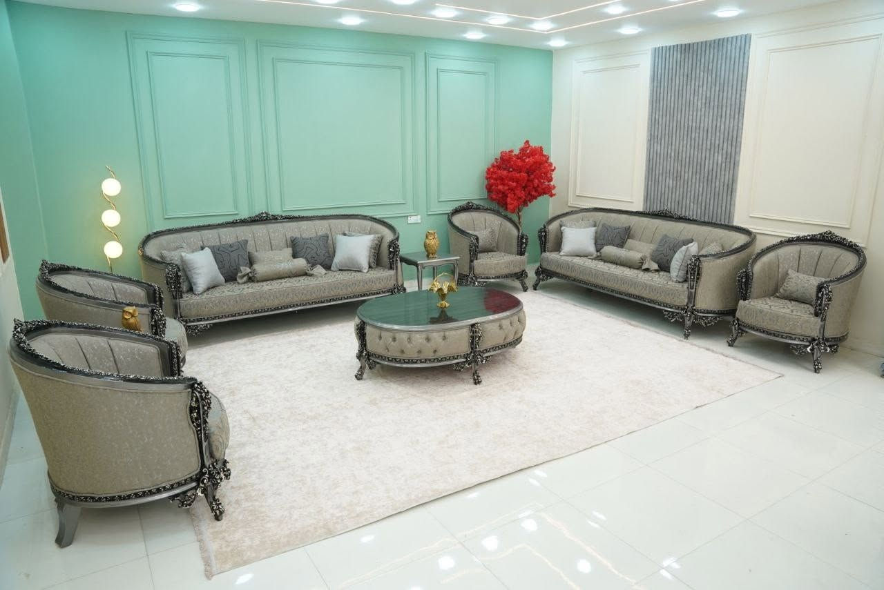 وصلنا جديد❤️‍🔥❤️‍🔥❤️‍🔥❤️‍🔥 تخم ملكي 10 مقاعد 
🛋️ مو بس أثاث... قطعة فخامة تغيّر شكل بيتك بالكامل
✔️ تصميم ملكي أنيق يواكب أحدث صيحات الديكور
✔️ راحة استثنائية وجلسة مميزة لكل أفراد العائلة
✔️ خامات درجة أولى وتشطيب فاخر
✔️ هيكل متين وعمر استخدام طويل
✔️ ألوان عصرية تناسب جميع المساحات والأذواق
✔️ تفاصيل راقية تضيف لمسة فخامة لكل زاوية
🌟 خلي كعدتكم أجمل وأفخم مع تخم مودرن يجمع بين الأناقة والراحة والجودة.
📍 متوفر لدى شركة الدكتورة للأثاث التركي 📩 للحجز والاستفسار راسلونا على الخاص.
#تخم ملكي #كعدات_فخمة #أكسبلور #غرف_نوم #تابعني#أثاث #غرف #ديكور#غرف_نوم #تخفيضات #بغداد 🛋️✨🤍
للاستفسار ***********
