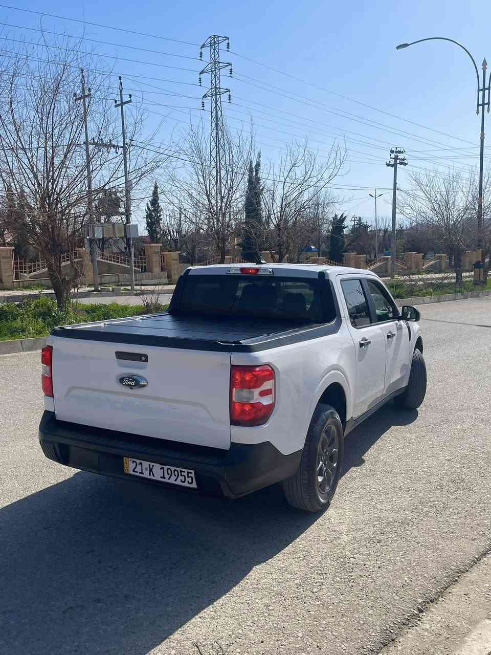 فۆرد مافریک,مۆدیل 2022, مواسەفات  XLT رادار پیشەوە, گیر ماوس   کەپریی سندووق,شاشە گەورە ،مەکینە 2.0L ,بۆیاخ چەمەلەخی لای  سەیاق و بستیک لە بۆنیت بی ناو بی ئیرباگ,38مایل رۆیشتووە ،نرخ 190., شوین رانیە"***********
