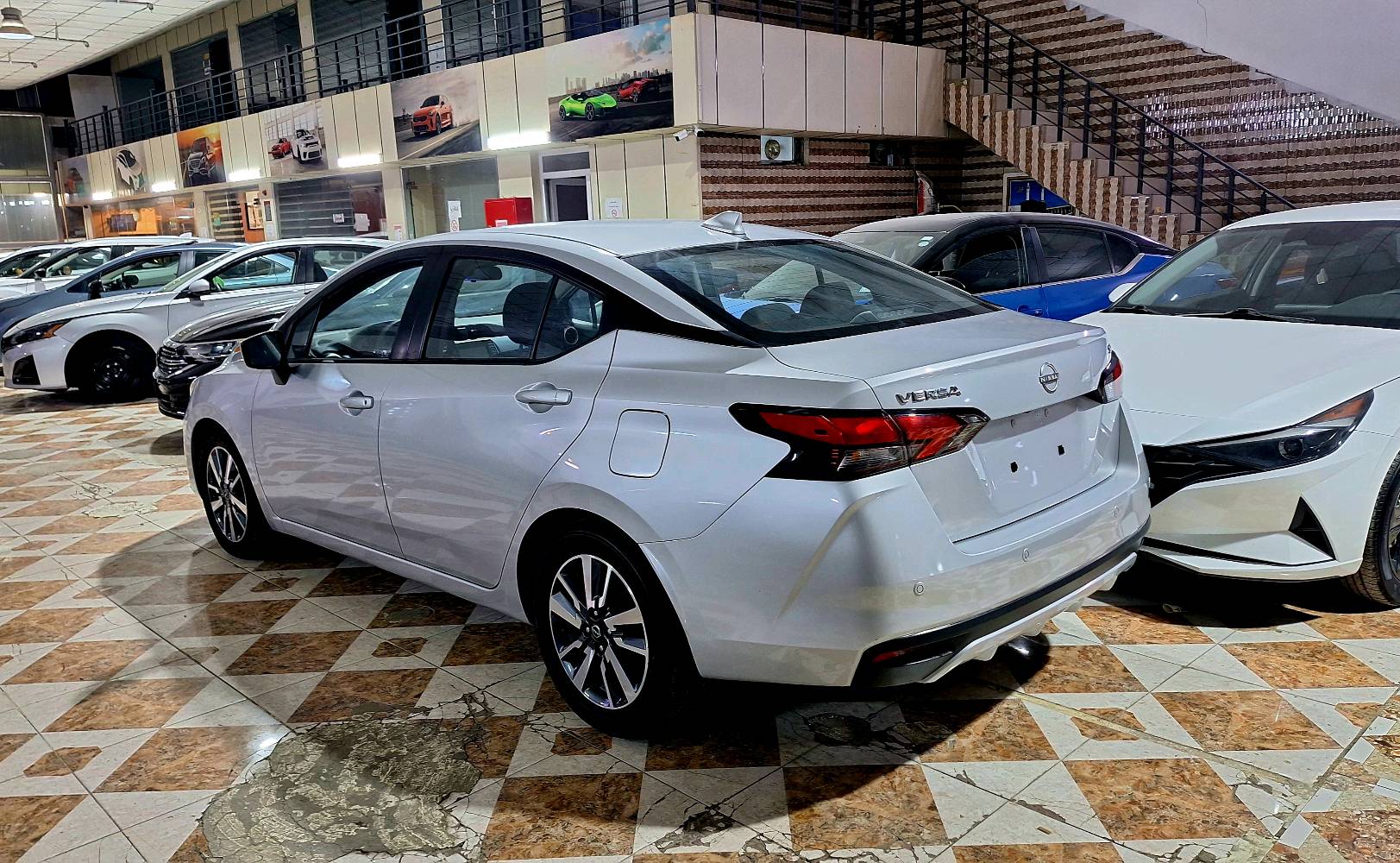 نيسان ڤيرسا  SV 2023

رەنگ سلڤر 
بصمه،  شاشه و كامیرا،  حەساسی پشتەوە،  شحن وايرلس، پێنج رادار،  راداری خەتی جادە، سوکان فوول کۆنترۆل،  گێچ ئەلکترۆنی،  ویل کرۆم،.....
مەکینە ١.٦ی ،،، ٤ پستن 
٤٩٠٠٠  رۆیشتیە 
چاملغی پێشەوەی لای سەکن و دەرگای سەکن بەبیلاد گۆرایە.
تەنها بستەک روکنی دەرگای پشتەوە لای سەکن بۆیاغە. 
ئێرباگی سوکانی تەقیە و بلادی چاککرایتەوە 
ژمارە کاتیە و ٢مانگی لەگەلە 
شوێن هەولێر 

موبایل،  واتساب،  فايبر 
***********

xxxxxxxxxxxxxxxxxxxxxxxxxxxxxx

نيسان ڤيرسا 
٢٠٢٣ SV

اللون سلڤر 
بصمة، شاشة و كاميرا ، حساس خلفي، خمس رادارت، مانع الاصطدام الخلفي والامامي، شحن وايرلس، ويل كروم بلادي، تحكمات ستيرن، گیچ الكتروني. 
مكينة ٤ سلندر، حجم ١٦٠٠ تنفس طبيعي. 
ماشية ٤٩٠٠٠
جاملغ و باب الامامي عكس السائق مبدلات بلادي 
صبغها فقط شبر بزاوية الباب الخلفي عكس السائق. 
ايرباك ستيرن ومبدل ومسستم بلادي.
مكان السيارة اربيل ويترقم شمالي.

موبایل،  واتساب،  فايبر 
***********