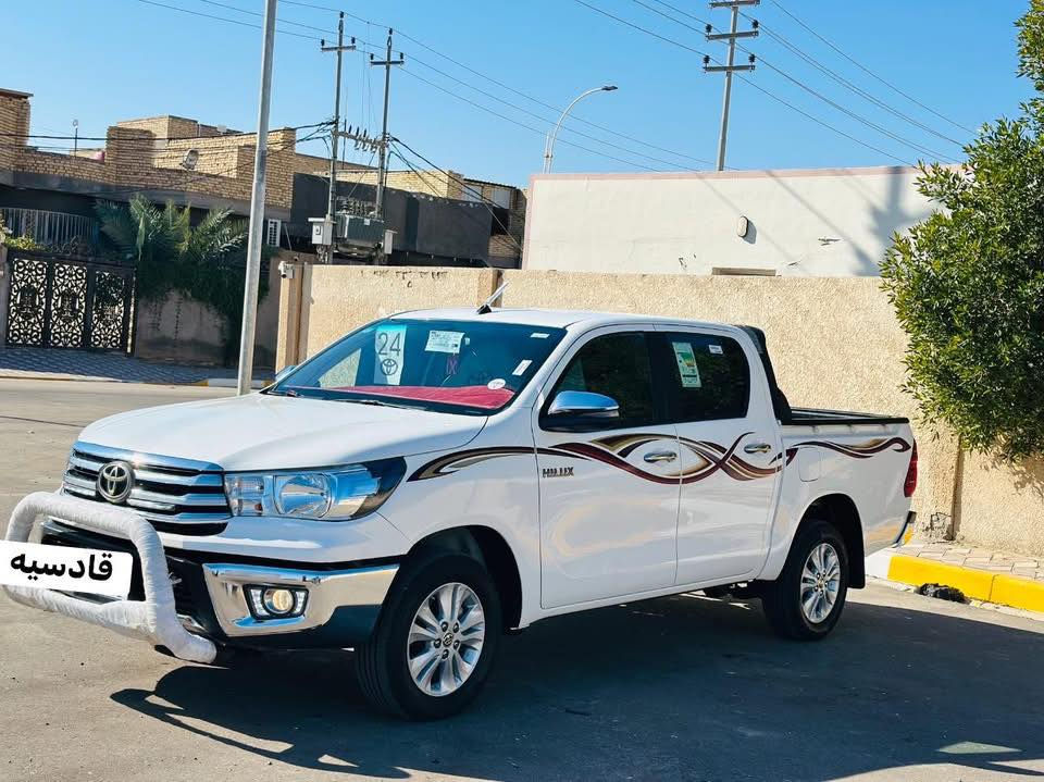 السلام عليكم تيوته  2024 رقم قادسيه دولي بسمي اكويتي اوتماتيك الساير مذهب السياره كارتون ماشه 44 فقط بيه شبر صبغ بل الجاملغ والباقي كفاله السعر 268 وبيه مجال لاستفسار *********** بيع او مراوس بيكم مكان السياره السماوه
