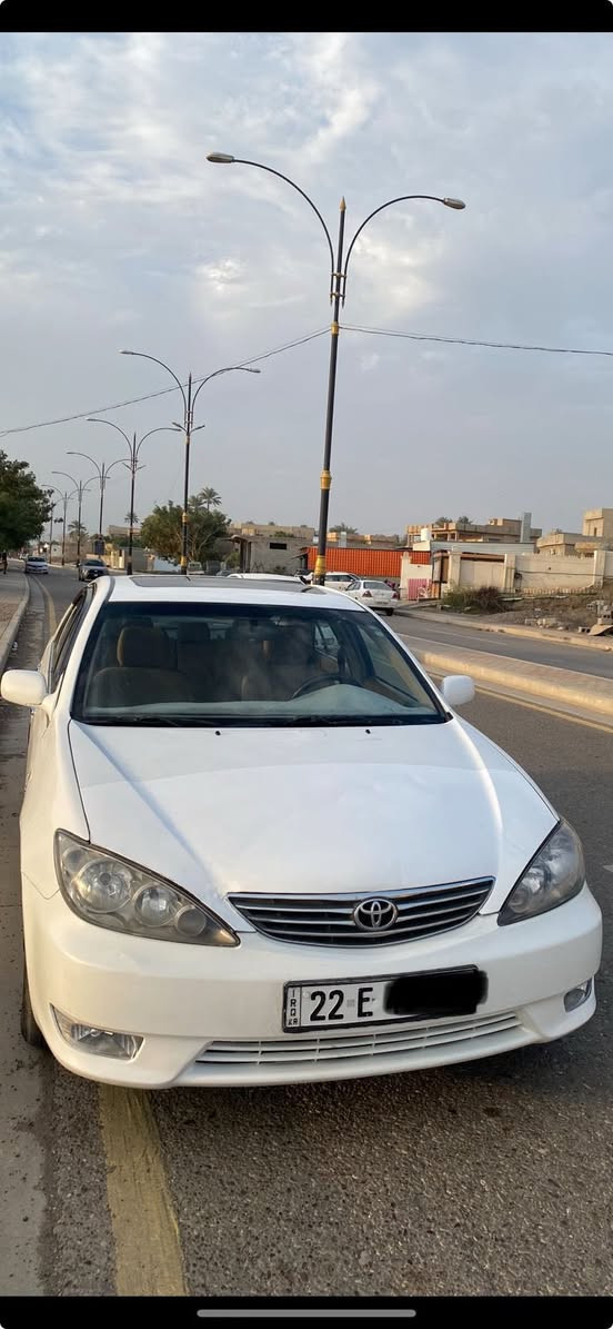 للبيع كامري موديل 2006 كراند مكينة 6 سلندر مكينة كير مكفلات تبريد شغال صدر تمام  بيهه صبغ شبر بالبونيد فقط بدون دواخل شرط  رقم دولي اربيل بسمنه تحويل مباشر ثاني يوم    صبغ بالهلال الايمن  شبر فقط بدون دواخل مكان السيارة الضلوعية الحردان. خاص ماجاوب اتصل ع الرقم. رقمي الثاني ***********
