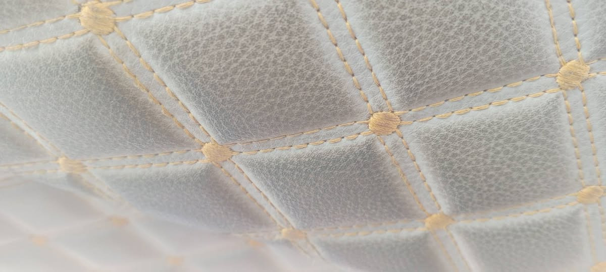 سيدان للبيع موديل 90 شرط محرك وكير نضيفه صحبه موجود مكاني جلولاء سعر 35بيه مجال ***********
