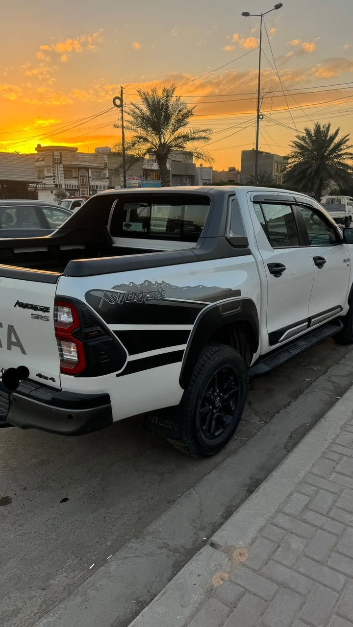 ‏سلام عليكم بكم هايلوكس للبيع موديل 24 مكفولة كفالة عامة(***********
