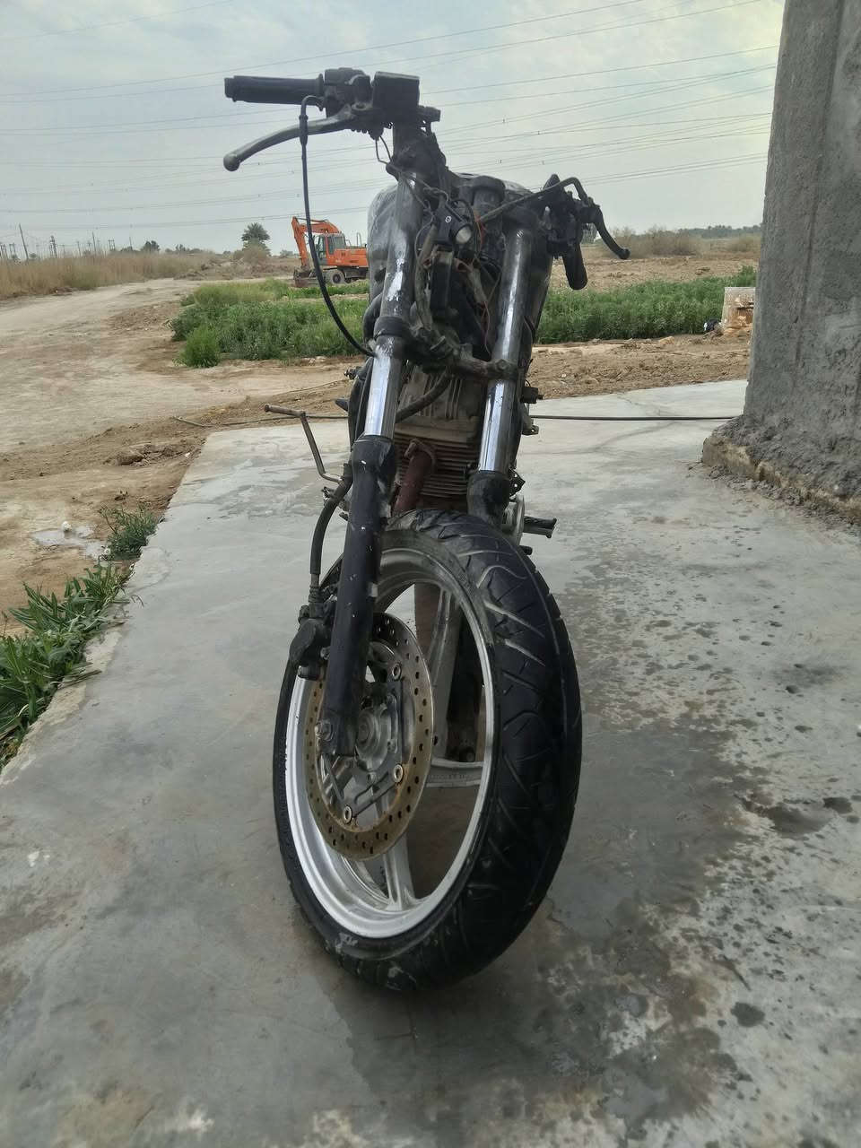 سلام عليكم دراجه للبيع او مراوس بدراجه العنوان بابل الدبله
***********
