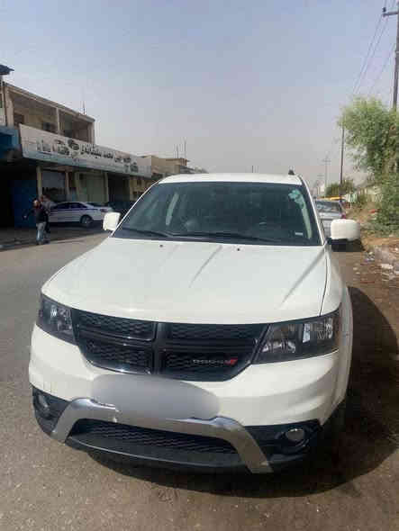 السلام عليكم
دوج جورني امريكي
Dodge journey crossroad 
موديل 2019 - رقم دهوك 
فول مواصفات اعلى فئة 7 راكب
شاشة كبيرة
كشنات جلد
تبريد 3 قطع
ويل كب كروم 
مثبت سرعة
تحكم ستيرن جهتين
كرسي سائق كهربائي
ماشيه 130 الف 
السيارة بأسمي وكابون بانزين ماستر
مكينه وكير شرط
السعر 195 بيها مجال بسيط
شراي اتصل
 ‏‪***********‬‏ واتساب مفتوح
ملاحظة اخوان ابيع فقط بدون مراوس وبدون قسط
