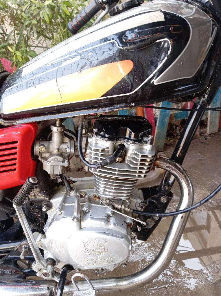 السلام عليكم ايراني تايكر 4 كير نكره هندر لايت شغال هورن شغال نقصه كلجات  وكعكه صالنصه أبيع هل موجود السعر ب 300 وبيه مجال رقم للاتصال *********** مكاني بغداد حي الفرات قرب مطار بغداد بغداد, العراق
