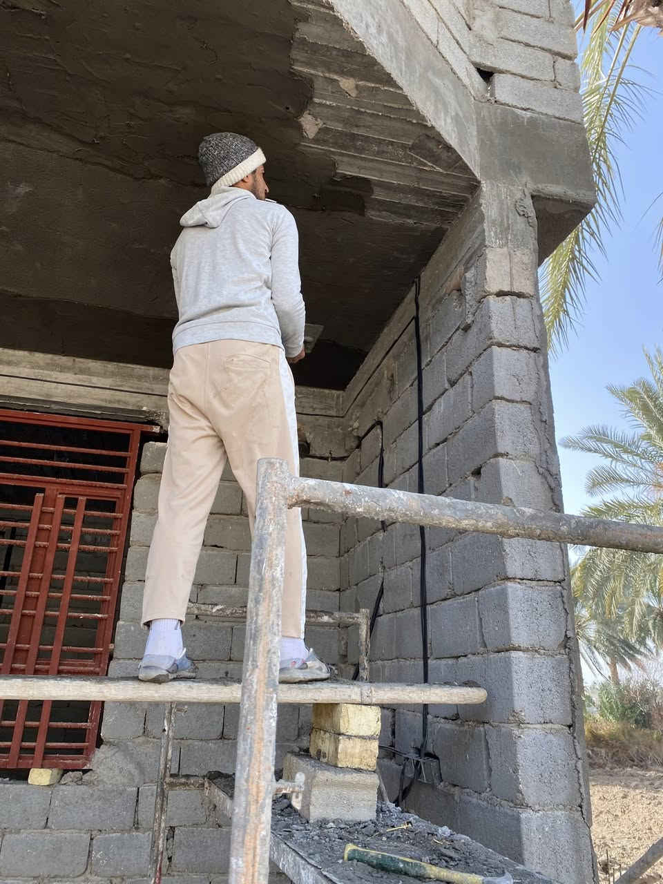 يا الله
شغل لبخ  درجا اولئ مثل ماواضح بصوره 😍
يوجد خلفات طلس
جص بياض
لبخ اسمنت
تطبيك سراميك
تفليش🧨 +ترميم ✨
بناء درجا اولئ 👷‍♂️
هدم بيوت 🚀
تصعيد مواد 🛬
كوادر عمال 🧱
ديكورات +صبغ📜
جبسن بورد 🖇📌
لااستفسار ***********واتساب 
#علاوي_لعمار_والديكور
