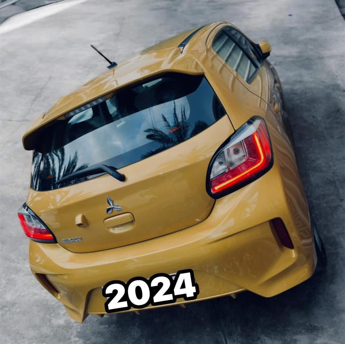 ميراج 2024 رقم بغداد لون ذهبي مميز بدون صبغ ماشية 11 الف مكاني بغداد وللاستفسار ***********
