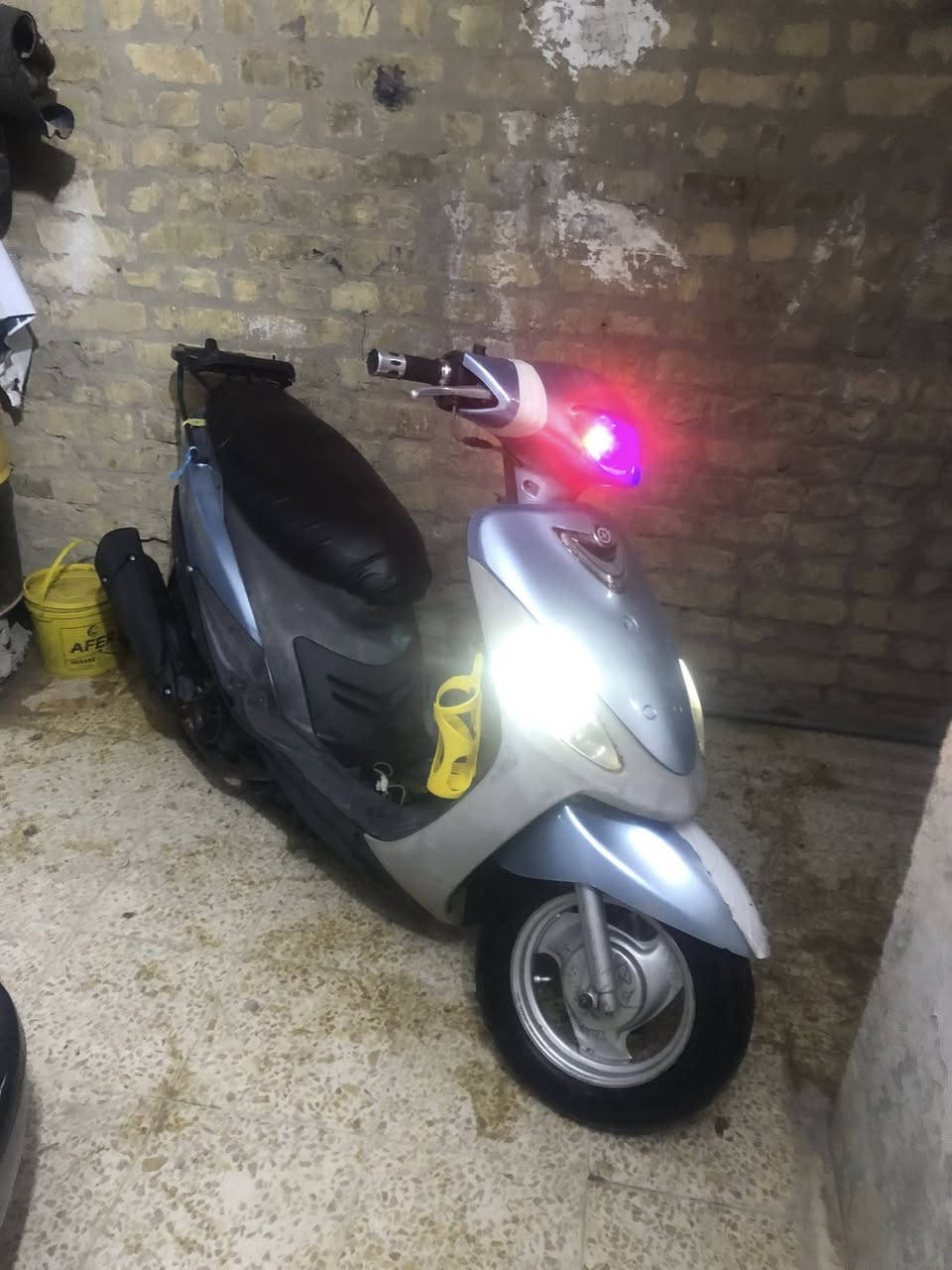 ماكس منغولي بوشة ٤٩ دراجة خير من الله نضيفة ٣٥٠ وبيها مجال قليل مكاني بعقوبة تحرير ***********  وذا اكو مراوس عادي
