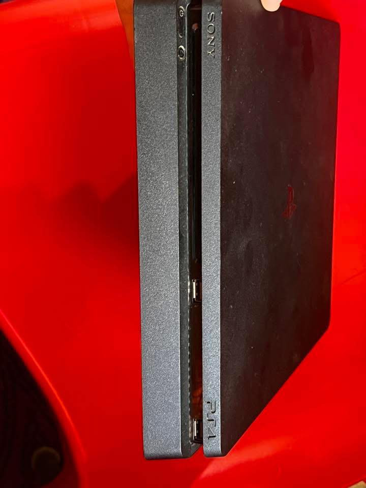 بلـي 4 سلم ذاكره 1 تيره اون لاين جديد ما مستخدم هواي للبيع


**إذا كنت صاحب هذا الإعلان وتريد حذفه لأي سبب، رجاءا أرسل رسالة إلى الدعم الفني**