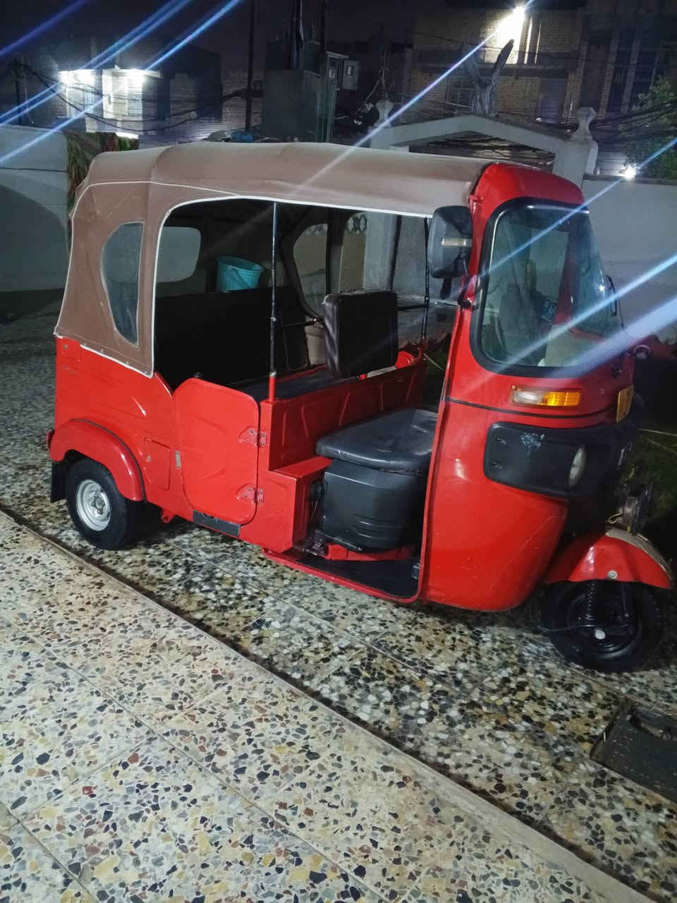 السلام عليكم تيك توك 22 شهر 12 ماكينه ما مفتوحه قشر الكفاله بس في ضربه شويه بمكاند بغداد المشتل السعر9 خاص الرقم***********
